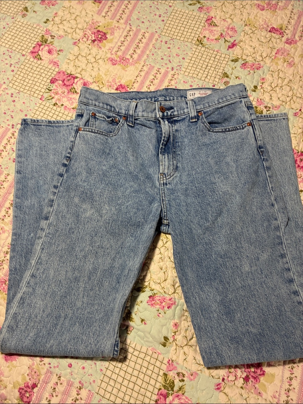 GAP Straight-Leg Light Blue Denim Jeans